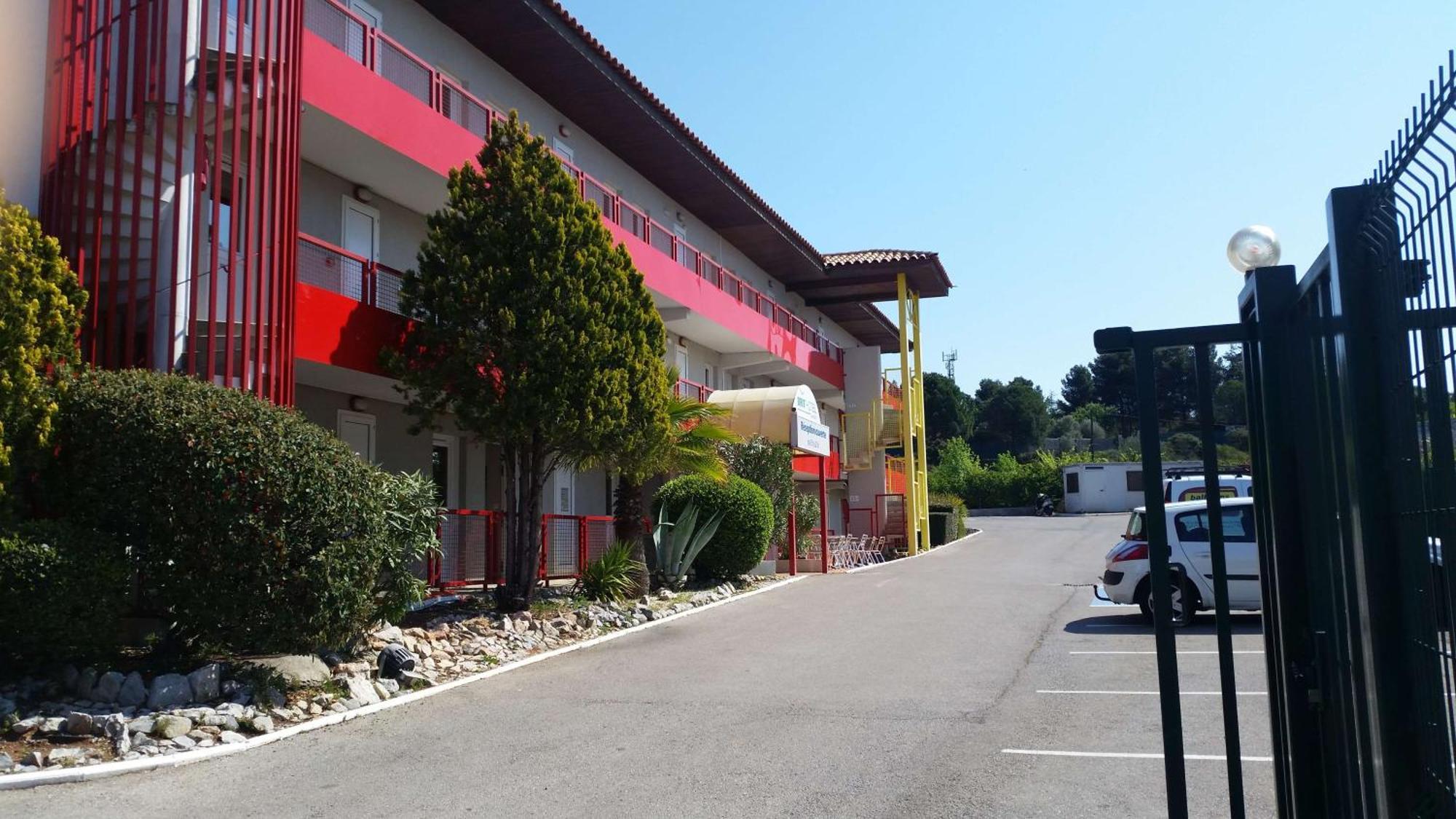 Brit Hotel Essentiel Sete / Balaruc Exterior foto